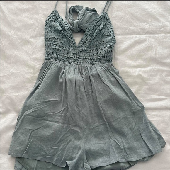 Light blue laced mini romper - Picture 1 of 1